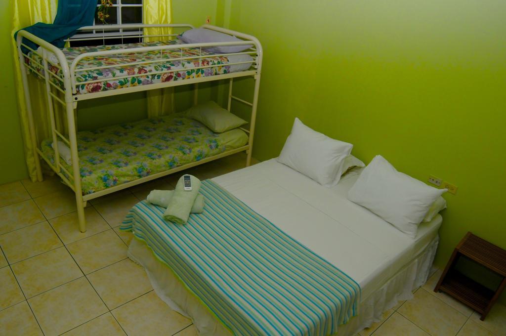 Fish Tobago Guesthouse Buccoo Экстерьер фото